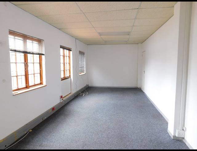 174M² BUILDING TO LET IN RANDBURG CENTRAL